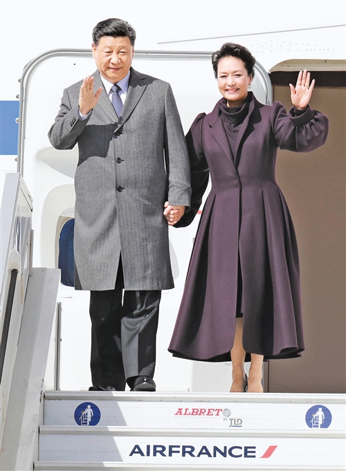 习近平会见法国总统马克龙