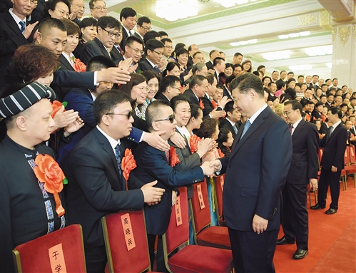 习近平会见第六次全国自强模范暨助残先进表彰大会代表  李克强王沪宁参加会见 