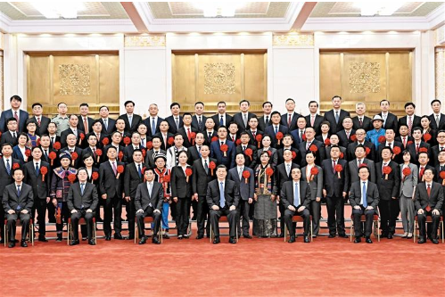 习近平会见第九次全国信访工作会议代表  李克强王沪宁韩正参加会见