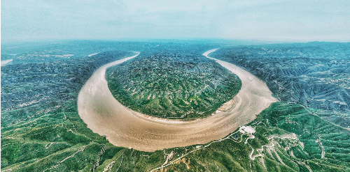 ​航拍的榆林市清涧县太极圣境景区黄河太极湾