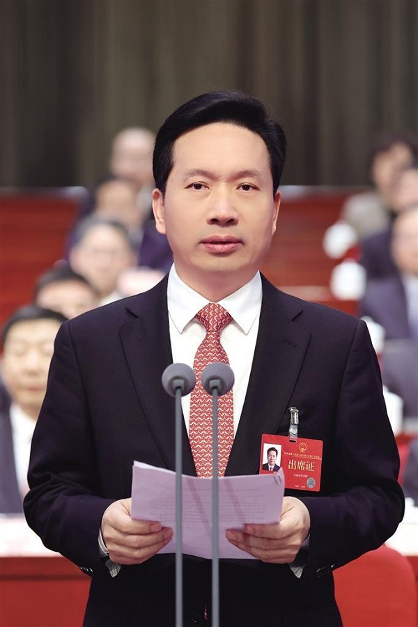 陕西省十四届人大三次会议隆重开幕  赵一德主持 赵刚作政府工作报告